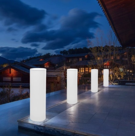 Светильник Цилиндр 30х190 питание от АКБ, RGB